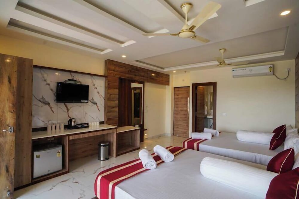 Lipi Resort and Spa