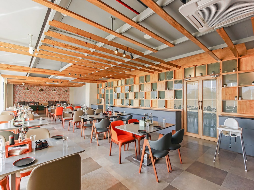 OYO 23322 Hoysala Inn