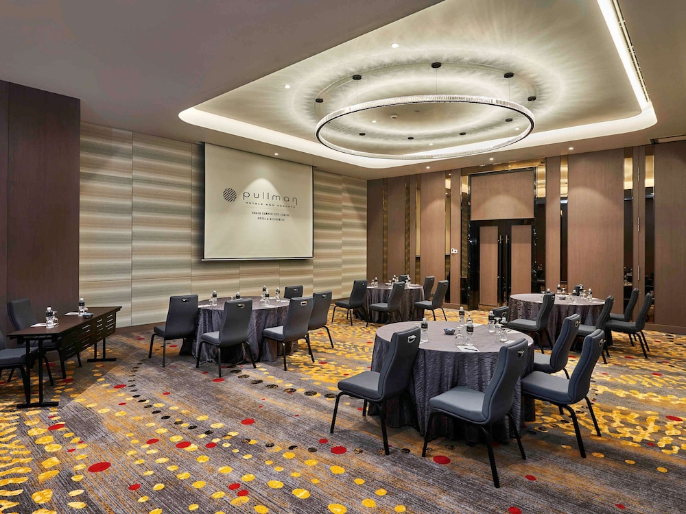 Pullman Kuala Lumpur City Centre Hotel & Residences