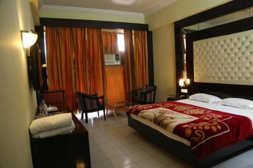 Hotel Narain Continental