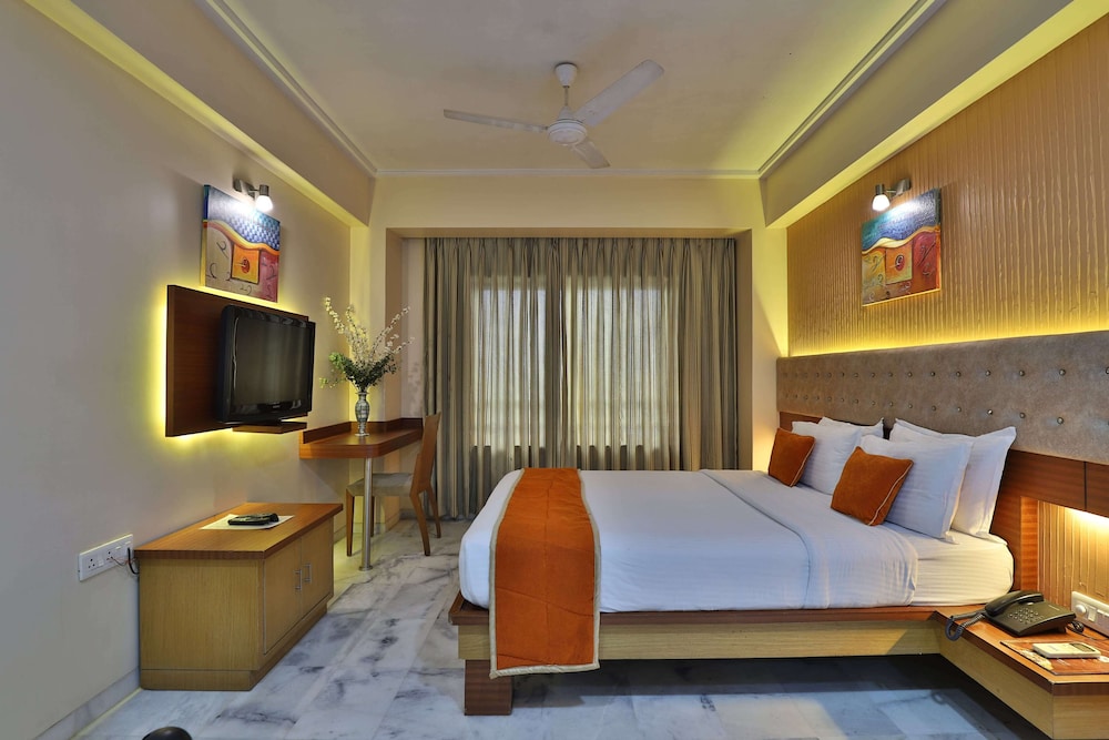 Hotel President, Vadodara