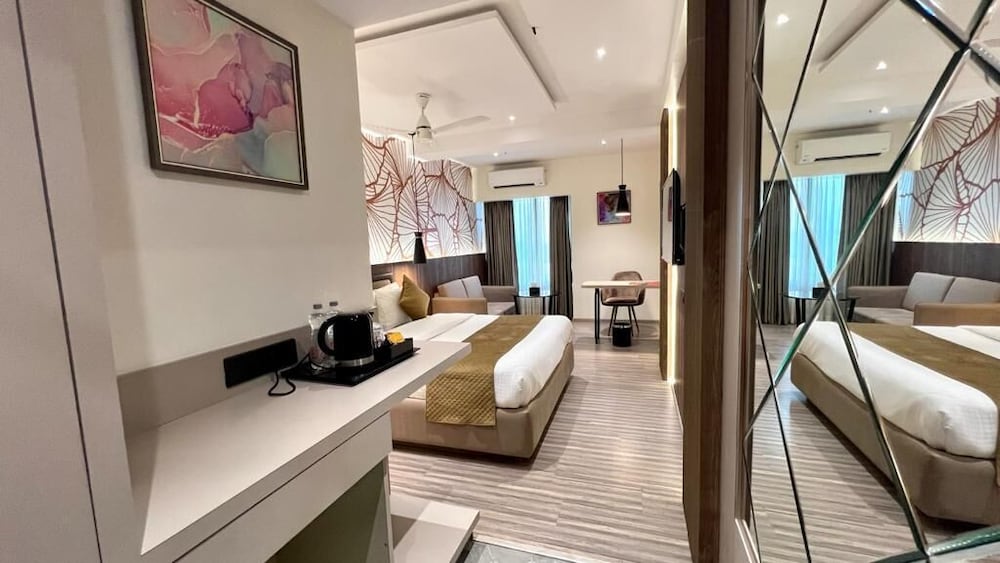 Hotel President, Vadodara