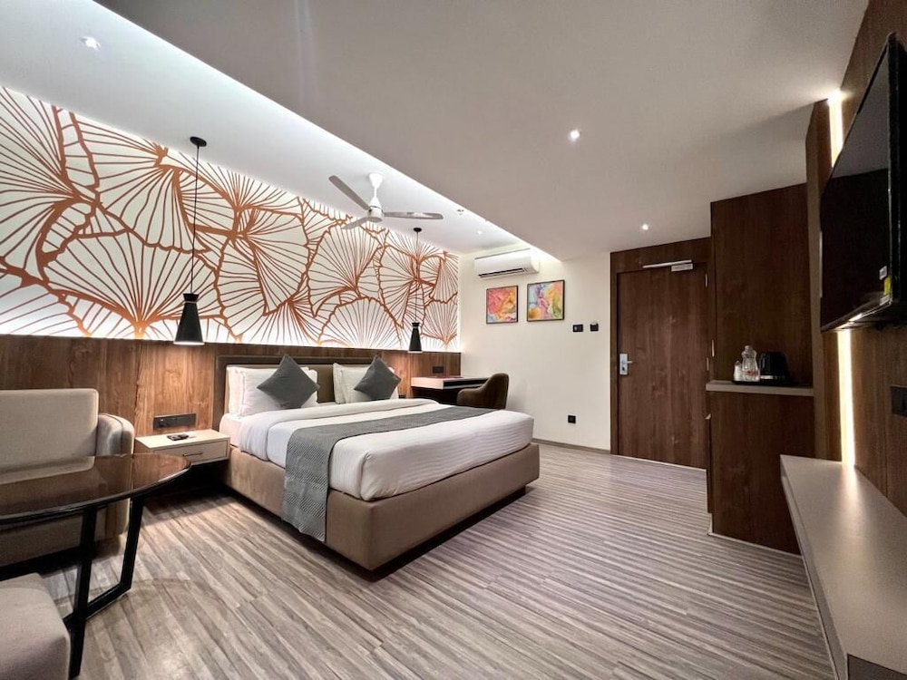 Hotel President, Vadodara