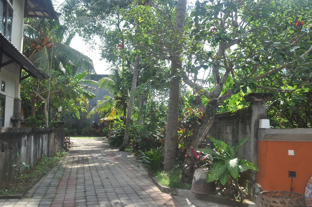 Dewi Sinta Hotel and Restaurant by ABM