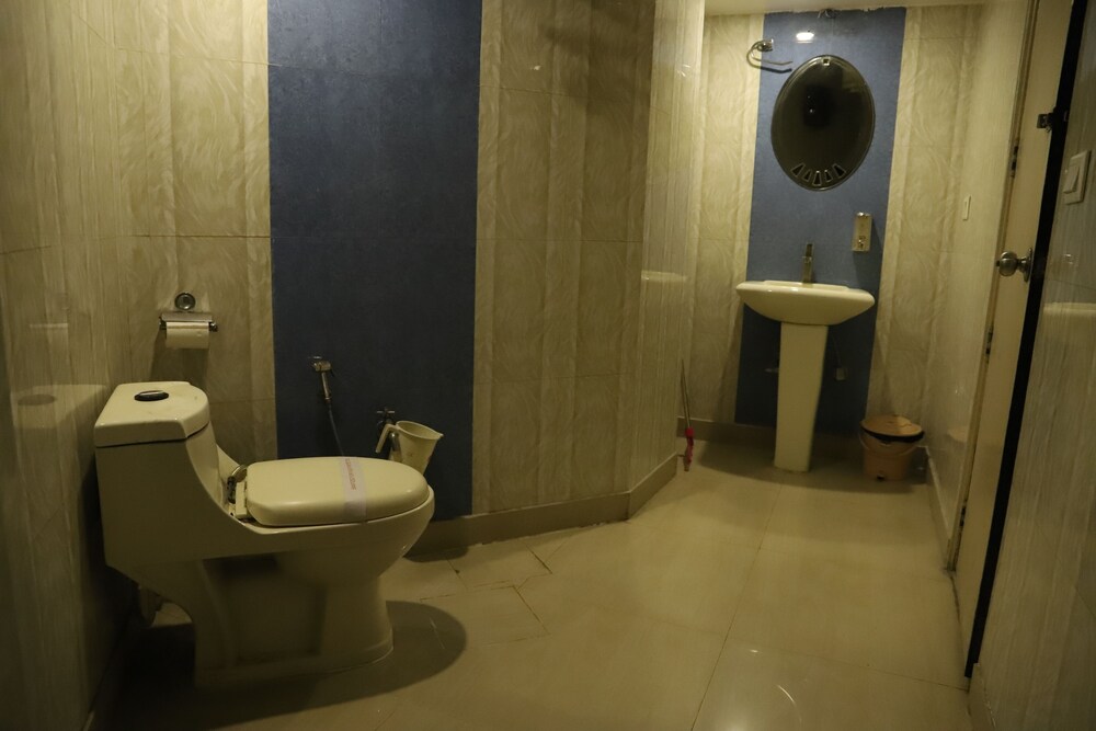 Hotel Delhi Aerocity Inn