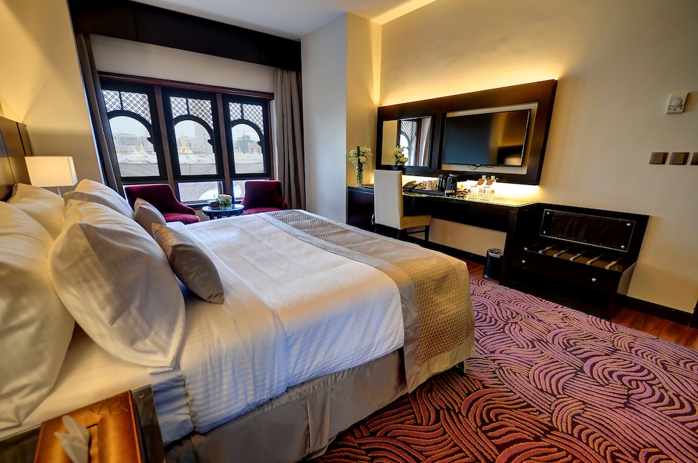 Taiba Front Hotel