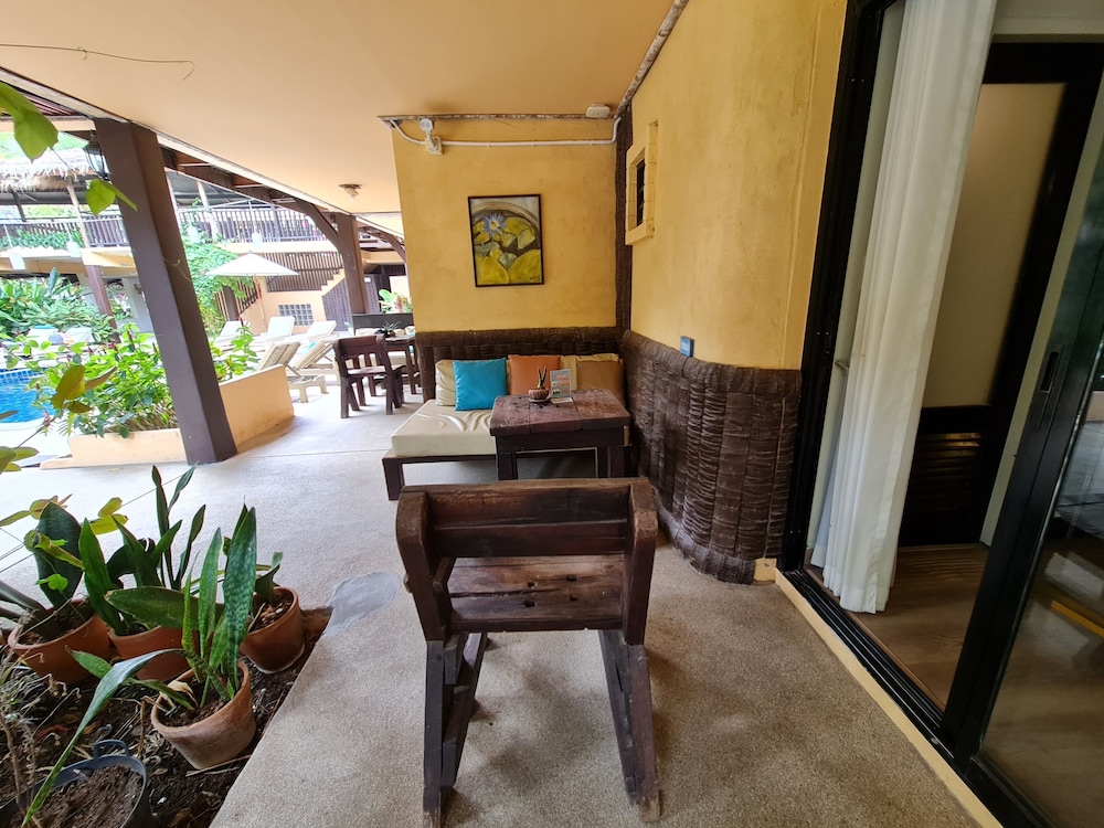 Vacation Village Phra Nang Inn