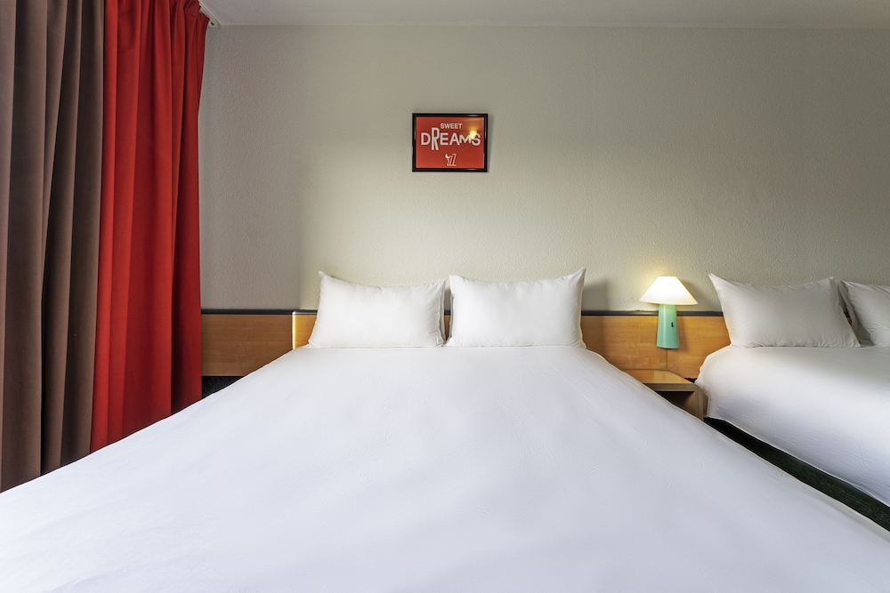ibis Paris Pantin Eglise