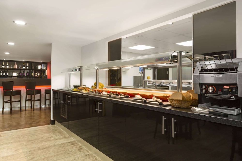 Ramada by Wyndham Oxford