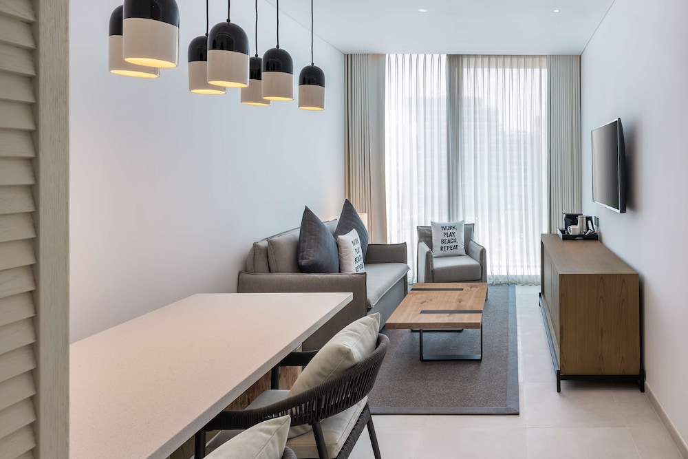 Radisson Beach Resort Palm Jumeirah Dubai