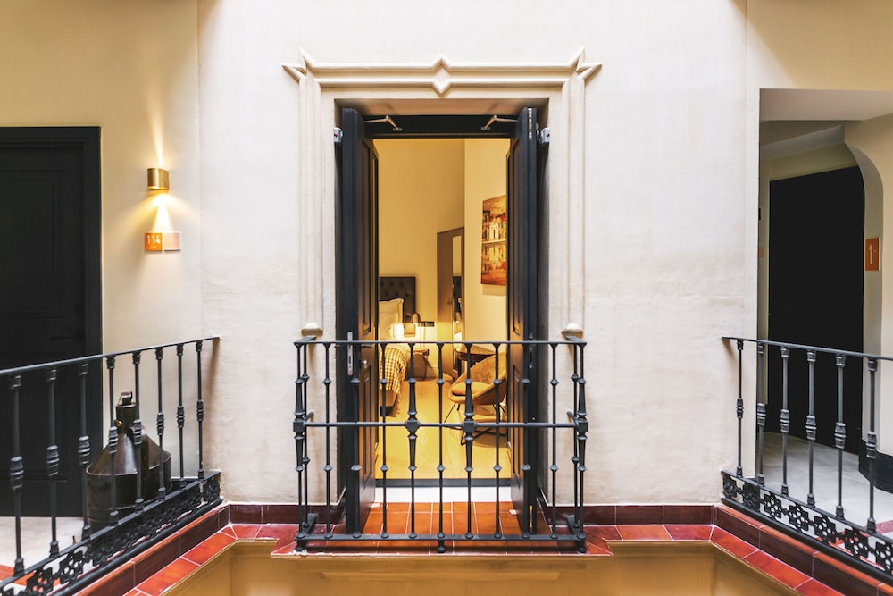 Joya del Casco Boutique Hotel