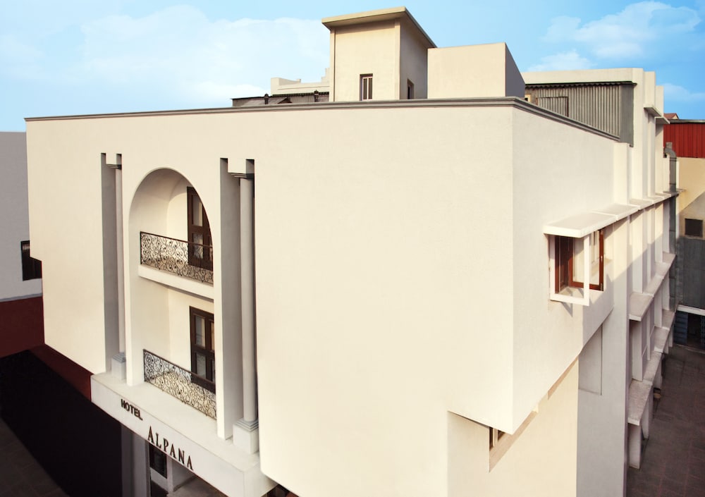 Hotel Alpana @ Har ki Pauri Road