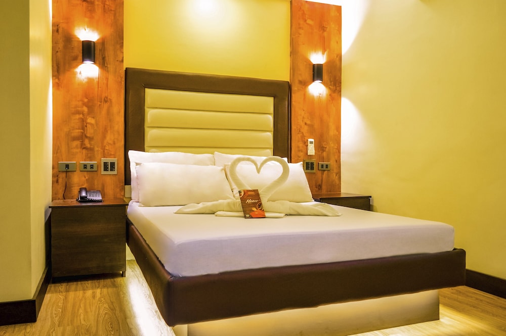 Hotel 99 Quiapo Manila