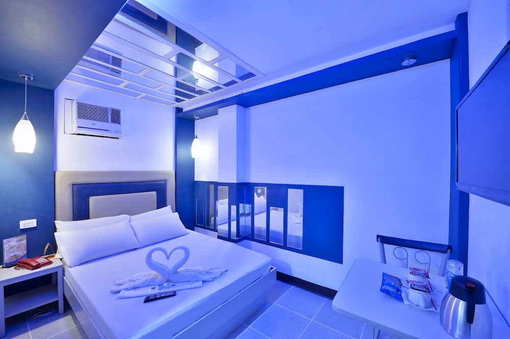 Hotel 99 Quiapo Manila