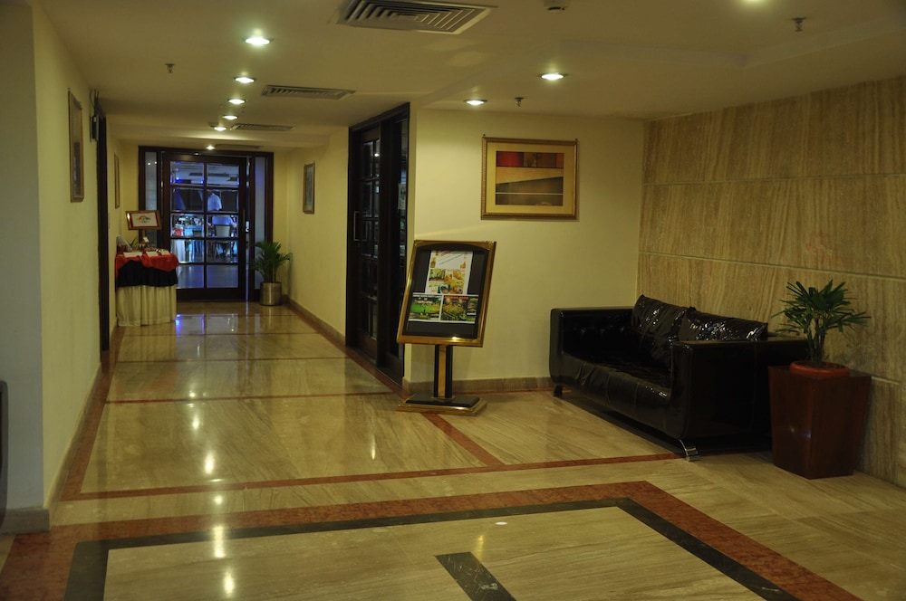 Le Lac Sarovar Portico- Ranchi