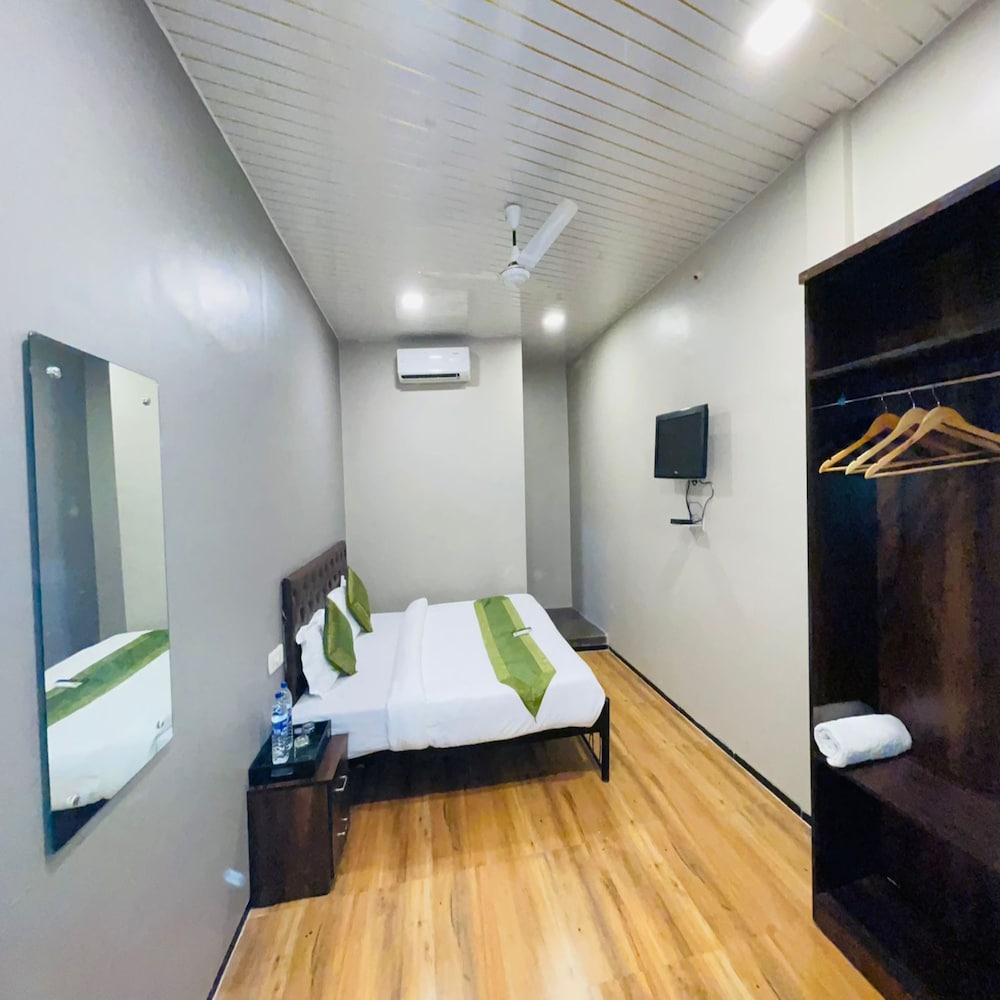 FabHotel Comfort stay