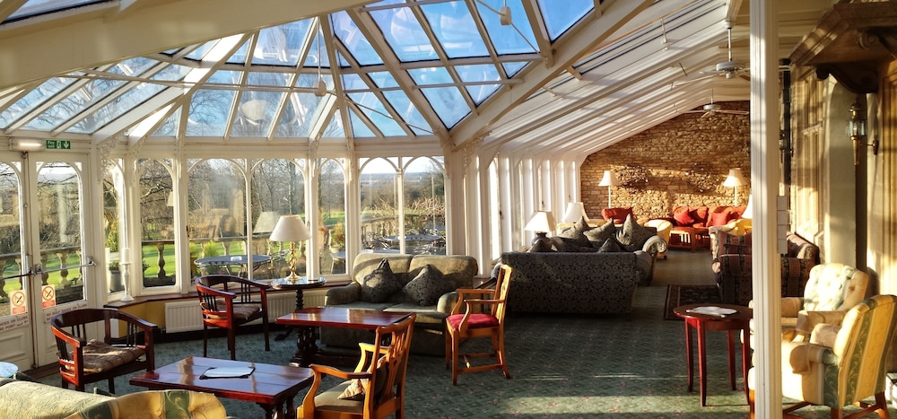 Cricklade House Hotel, Sure Hotel Collection by Best Western