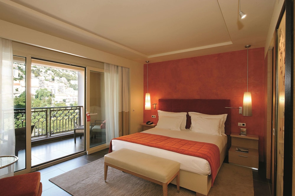 Monte-Carlo Bay Hotel & Resort