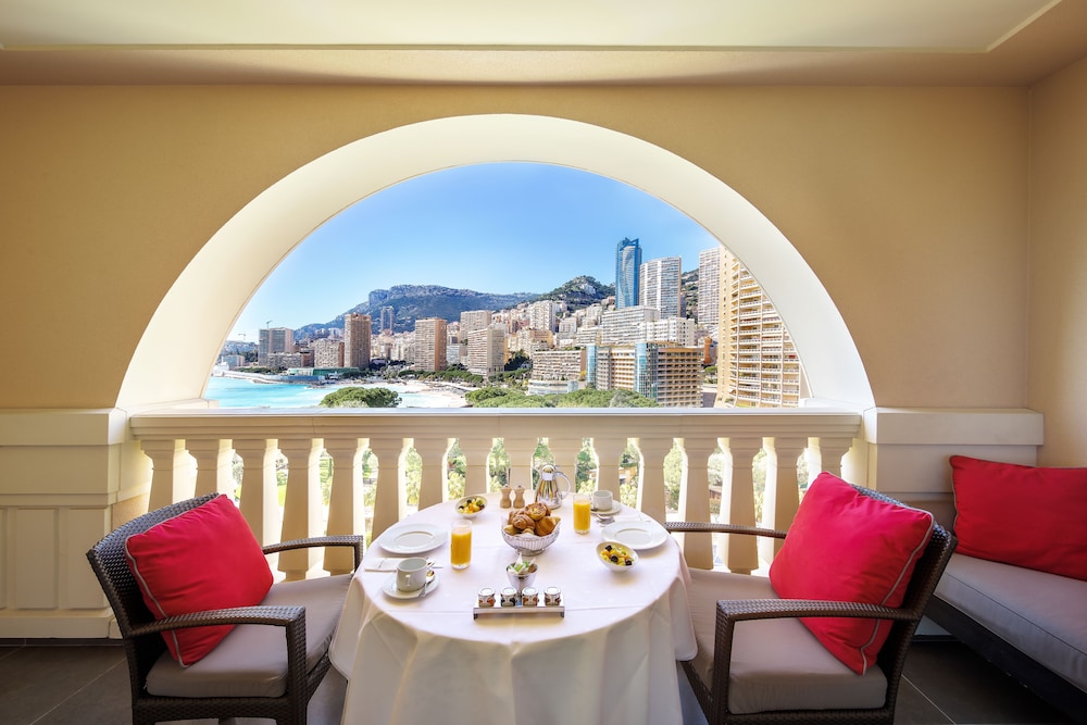 Monte-Carlo Bay Hotel & Resort