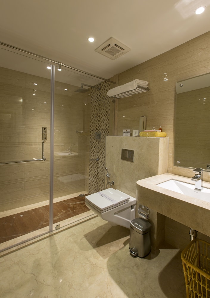 The President Hotel, Hubli