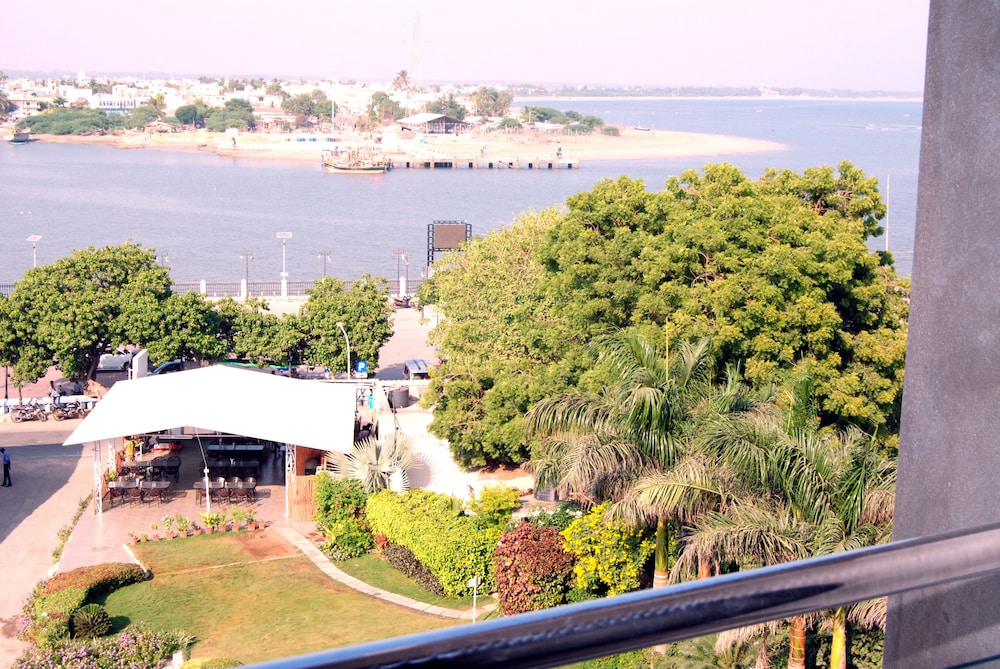 Hotel Apaar