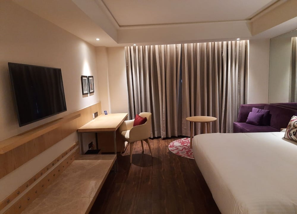 The Gaurs Sarovar Portico