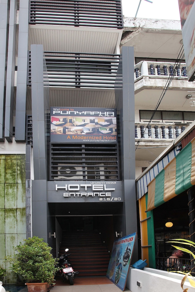 Punyapha Place Pattaya Beach