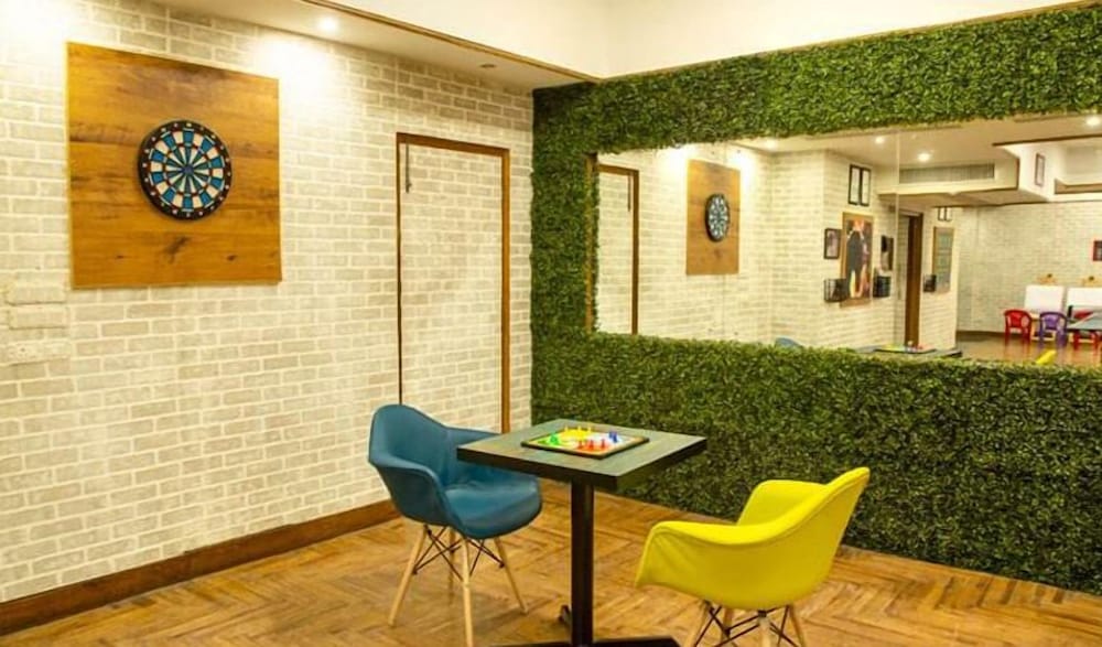 HOLYWATER Hotel by Ganga Kinare (150 mts from Ganga Ghat)