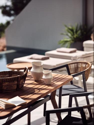 Yoma Cove Suites