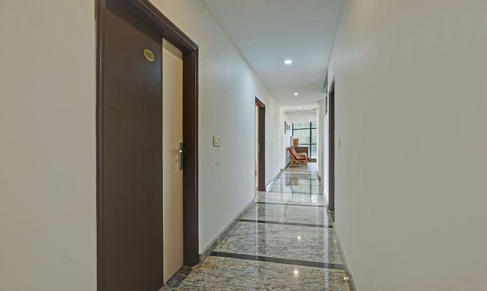 OYO 26769 Vijaya Comfort Inn