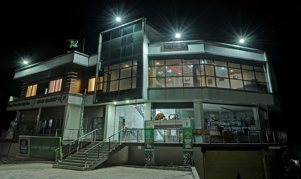 OYO 26769 Vijaya Comfort Inn