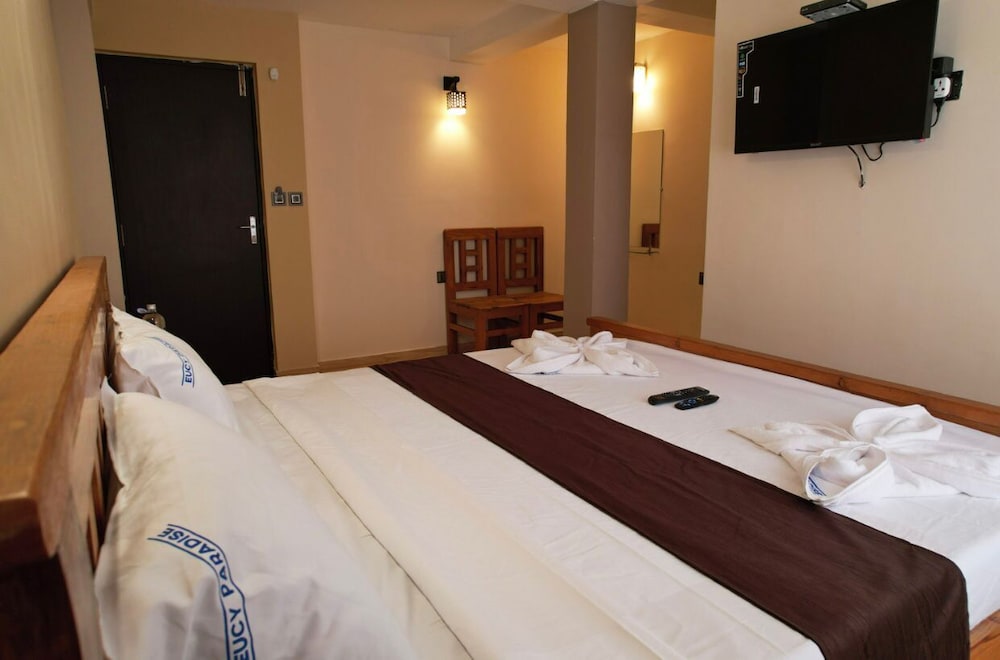 Lazo Eucy Paradise Resort