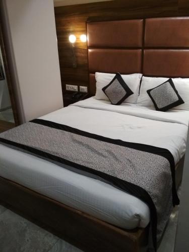 Hotel Amit Park International