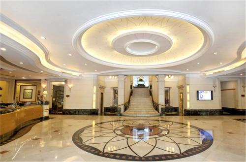 Carrianna Hotel