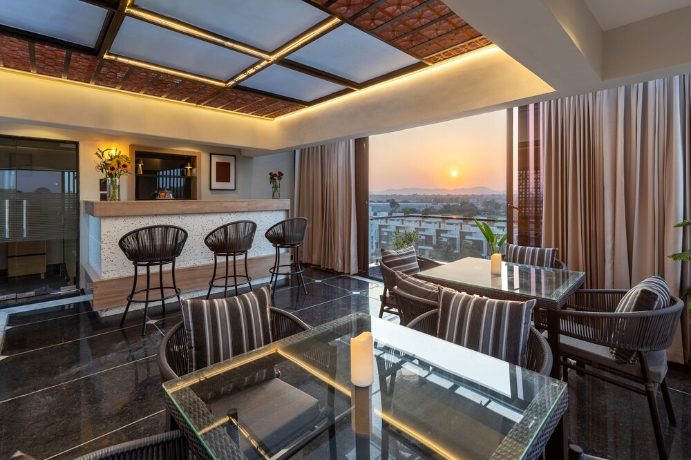 My Downtown- Hotel Blue Chip Udaipur