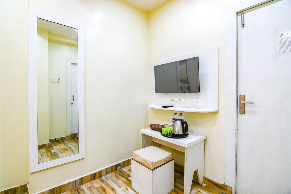 Super Collection O Ketan Regency Near Acropolis Mall