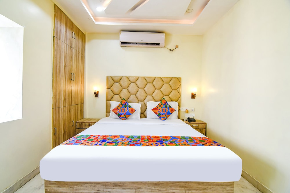 Super Collection O Ketan Regency Near Acropolis Mall