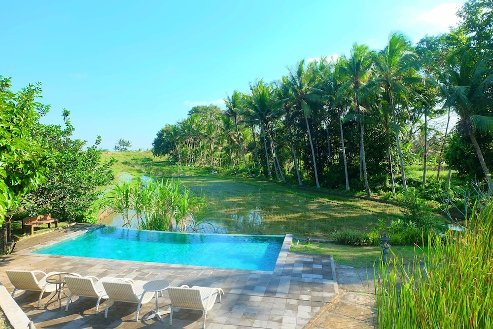 Puri Taman Sari Hotel