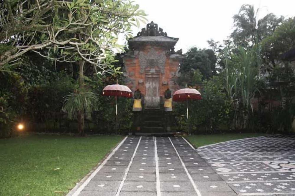 Puri Taman Sari Hotel