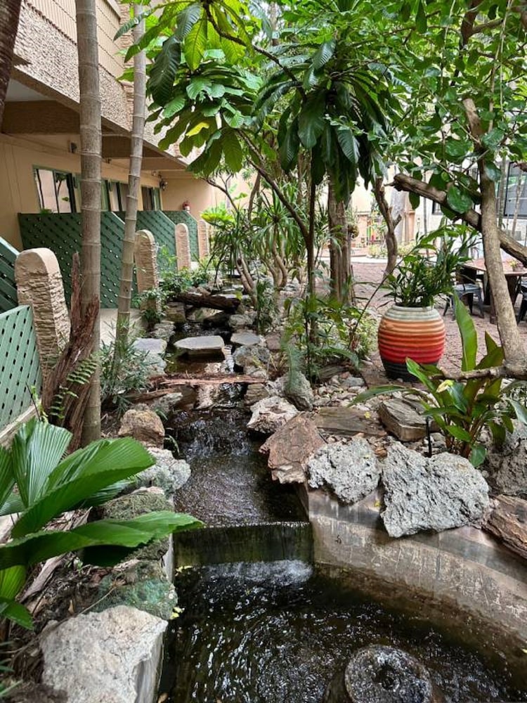 The One Sabai Living