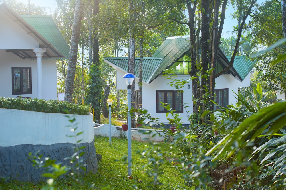 Misty Lake Resorts By Sylora Hotels