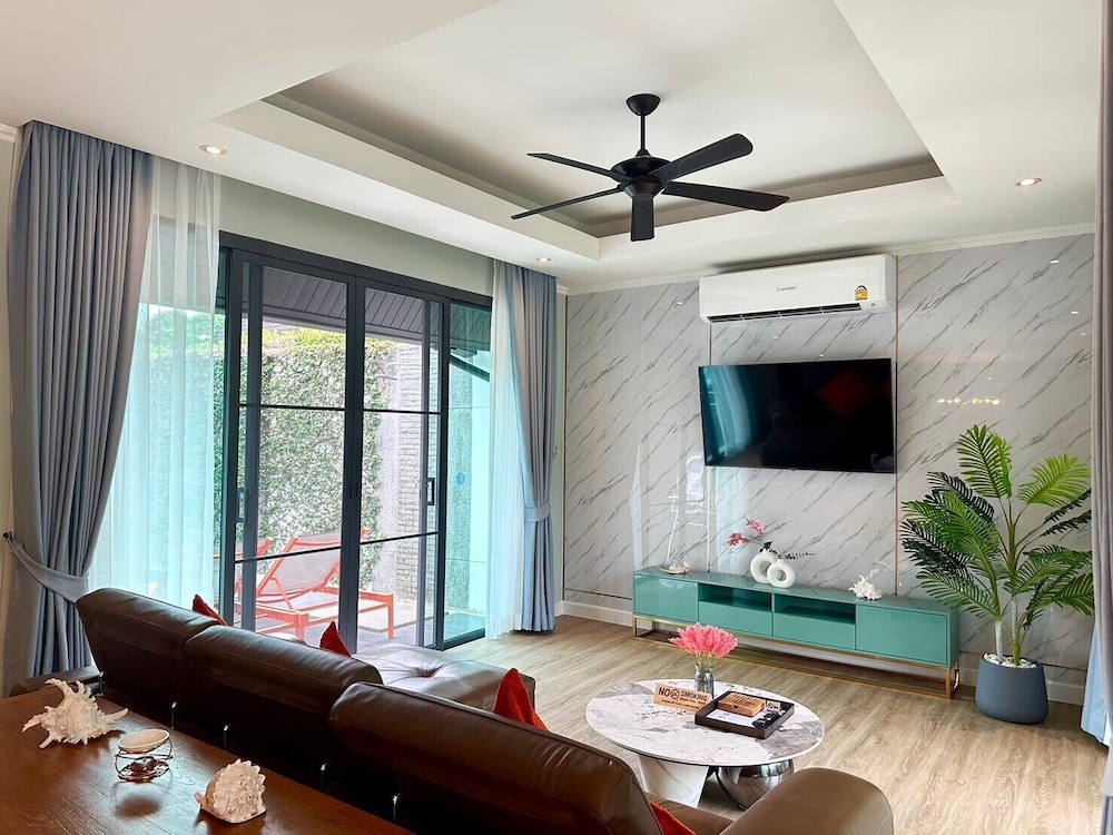 The Kiri Villas Resort