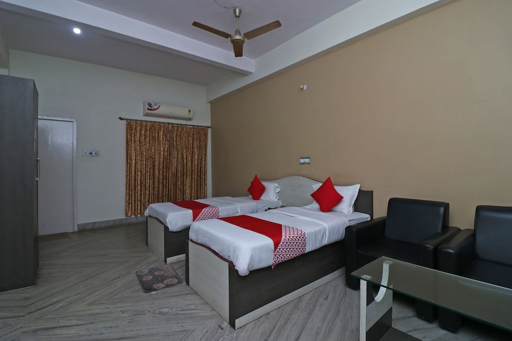 Hotel Bhubaneswari Classic
