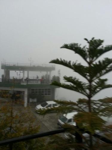 Hotel Barog Heights