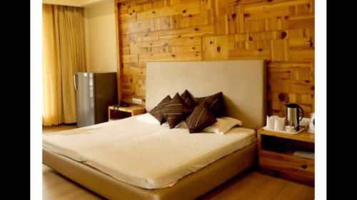 Hotel Barog Heights