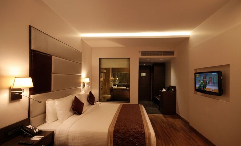 Golden Tulip Panchkula