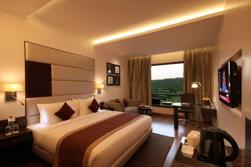 Golden Tulip Panchkula