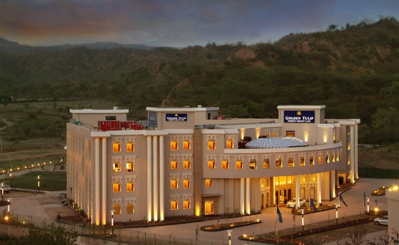 Golden Tulip Panchkula
