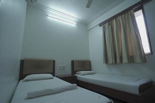 Hotel O Delight Inn Near Andheri Railway Station