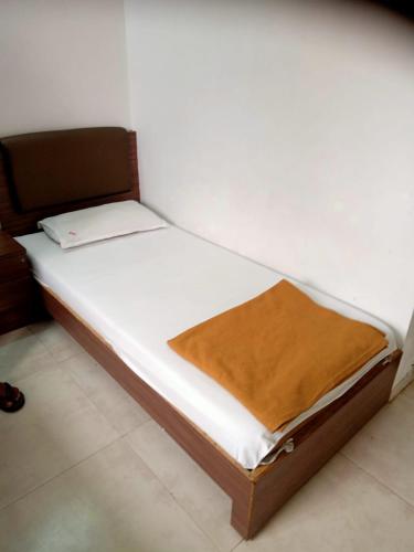 Hotel O Delight Inn Near Andheri Railway Station